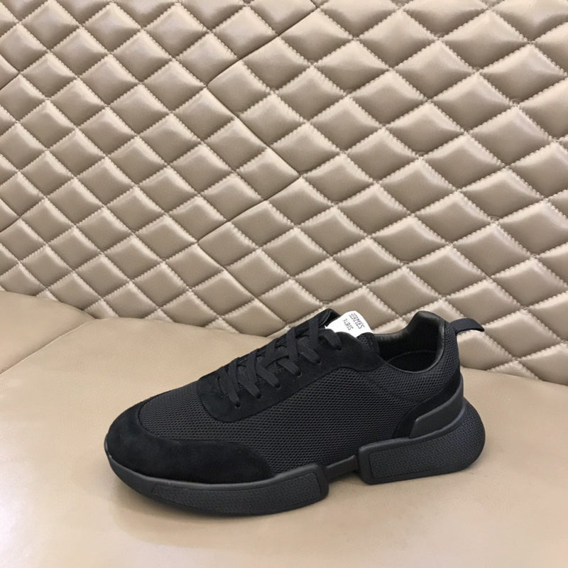 VV - HMS Shoes - 011