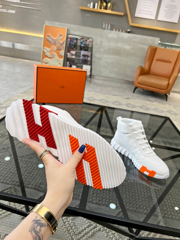 VV - HMS Shoes - 025