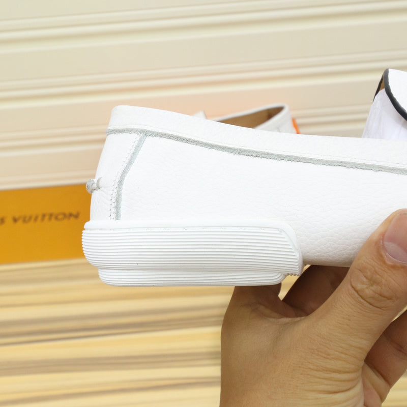VV - HMS Shoes - 104