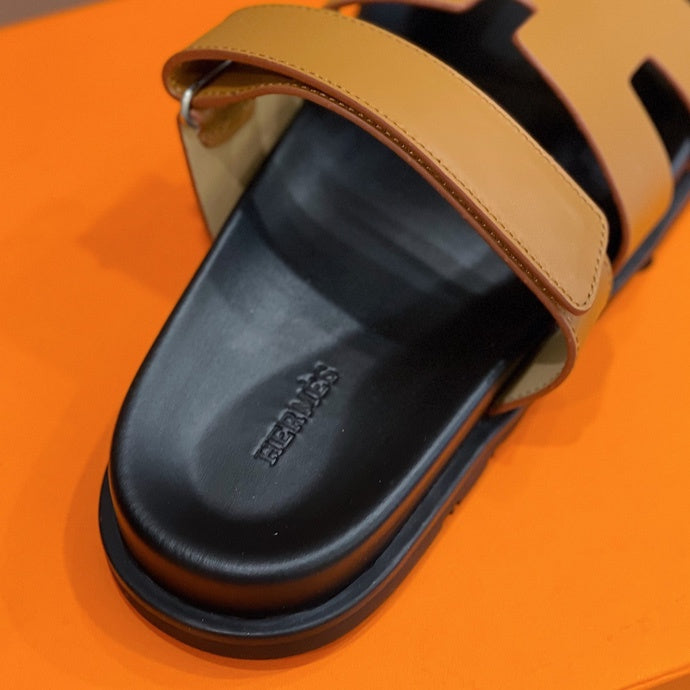 VV - HMS Shoes - 219