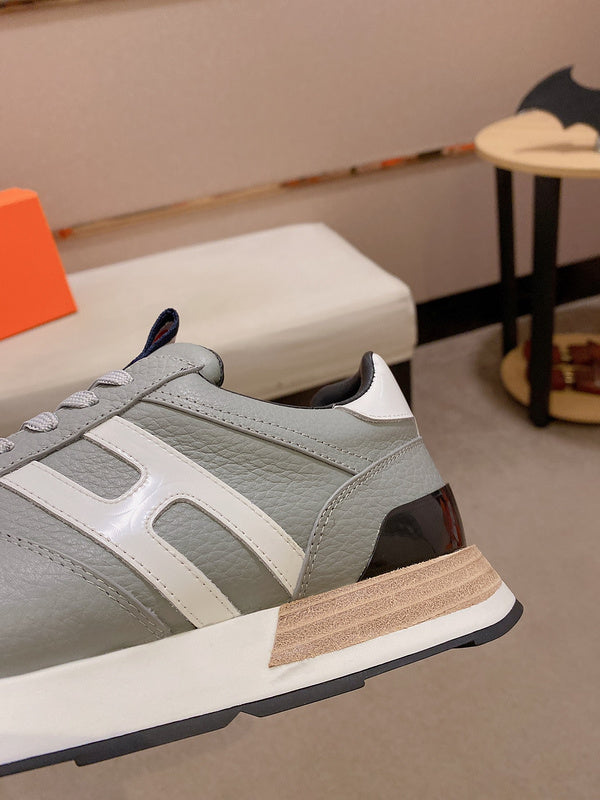 VV - HMS Shoes - 257
