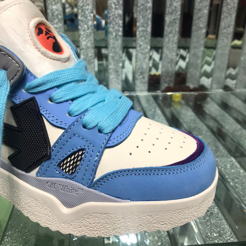 VV - YZ Shoes - 135