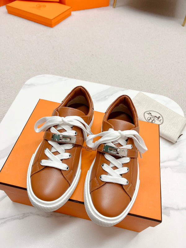 VV - HMS Shoes - 131