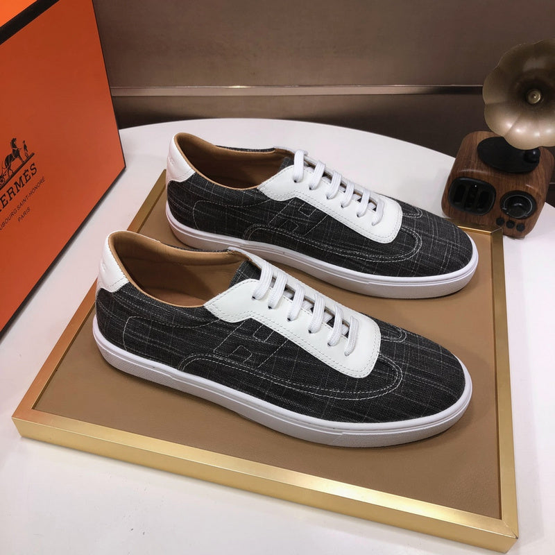 VV - HMS Shoes - 105
