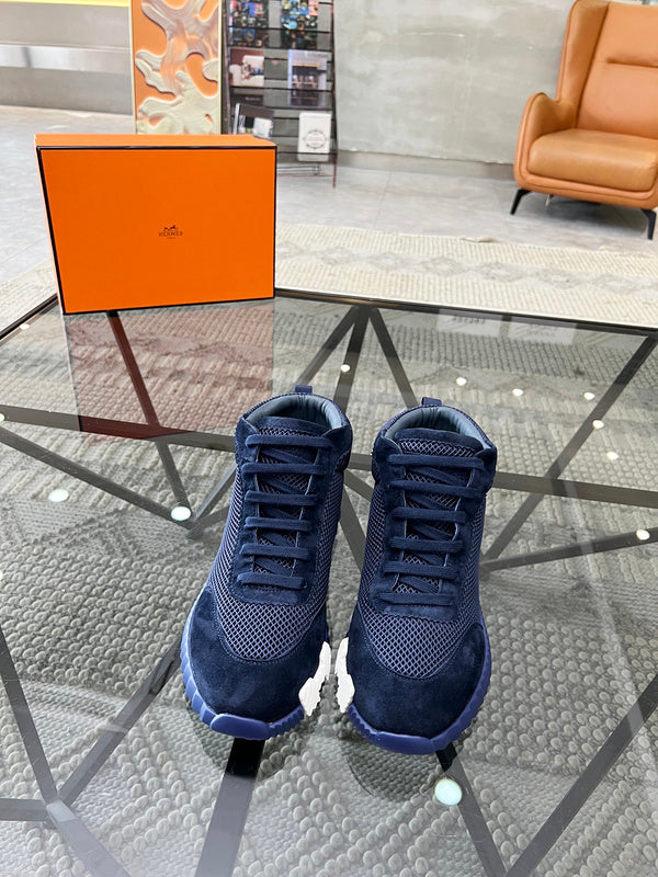 VV - HMS Shoes - 032