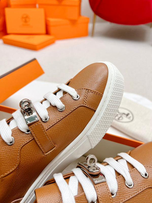VV - HMS Shoes - 144