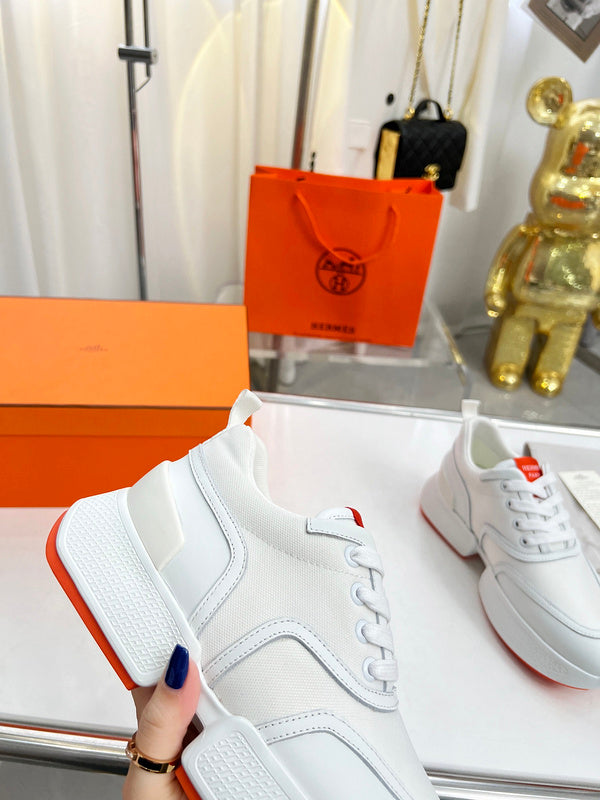 VV - HMS Shoes - 196