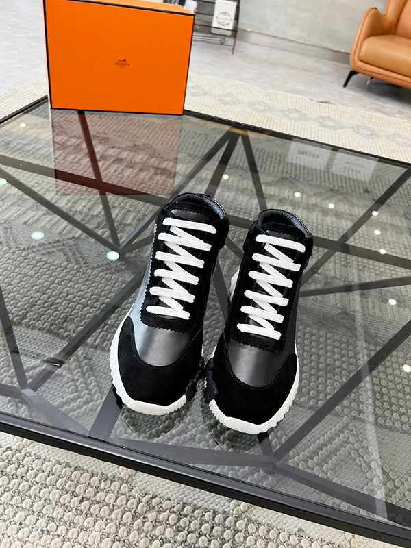 VV - HMS Shoes - 026