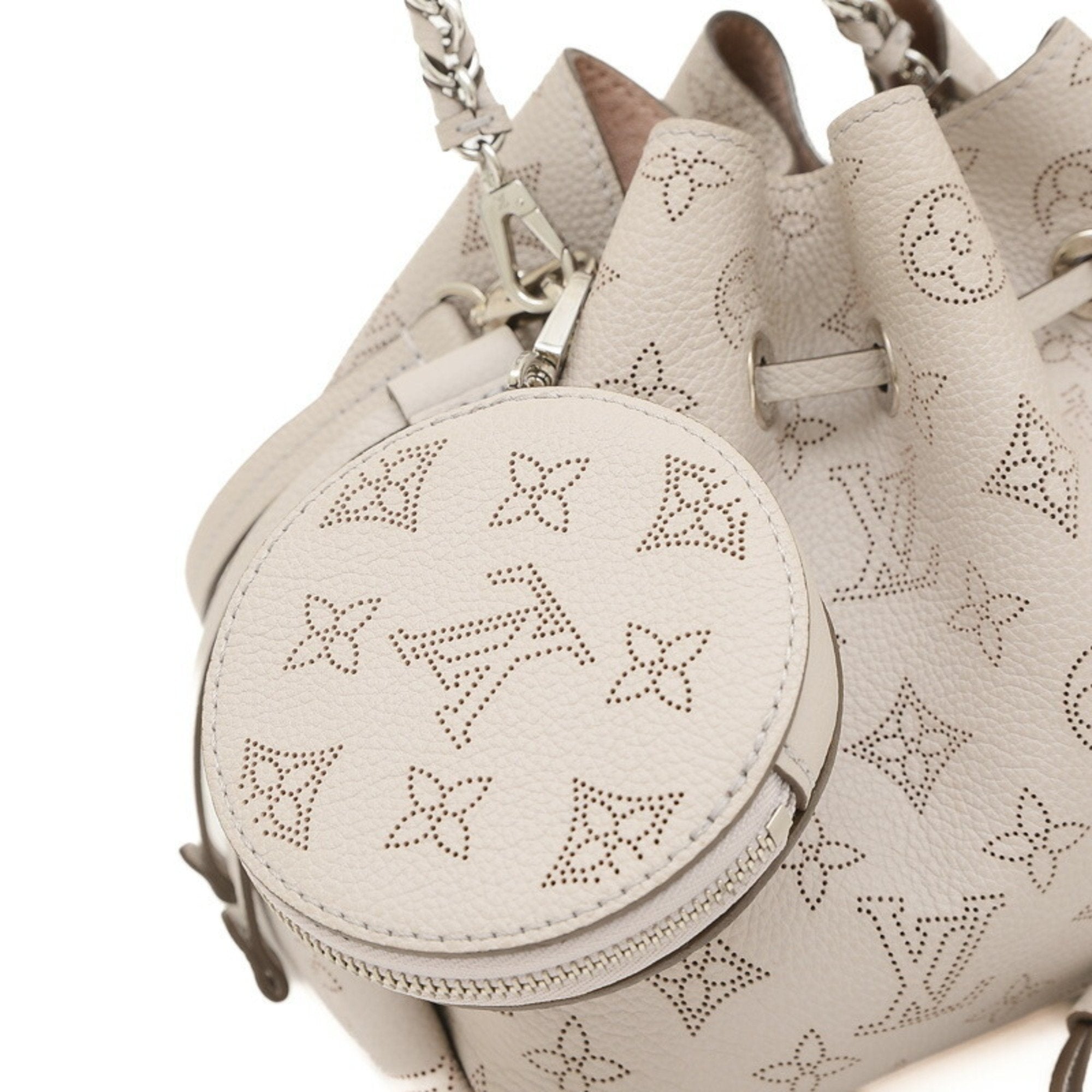 Louis Vuitton Mahina Leather Shoulder Bag ()