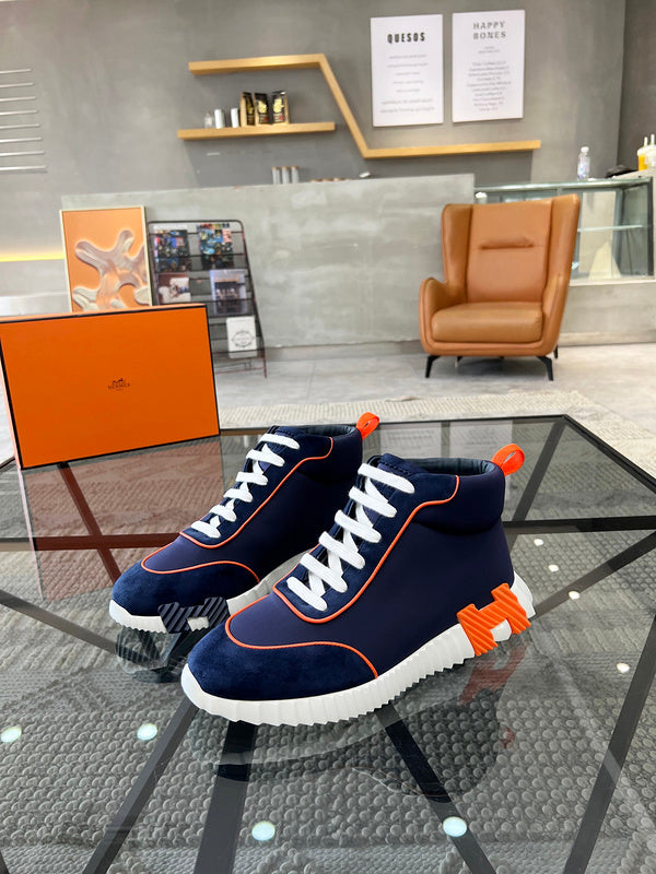 VV - HMS Shoes - 020