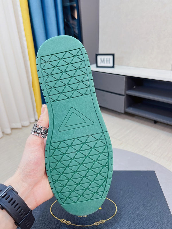 VV - PD Shoes - 686