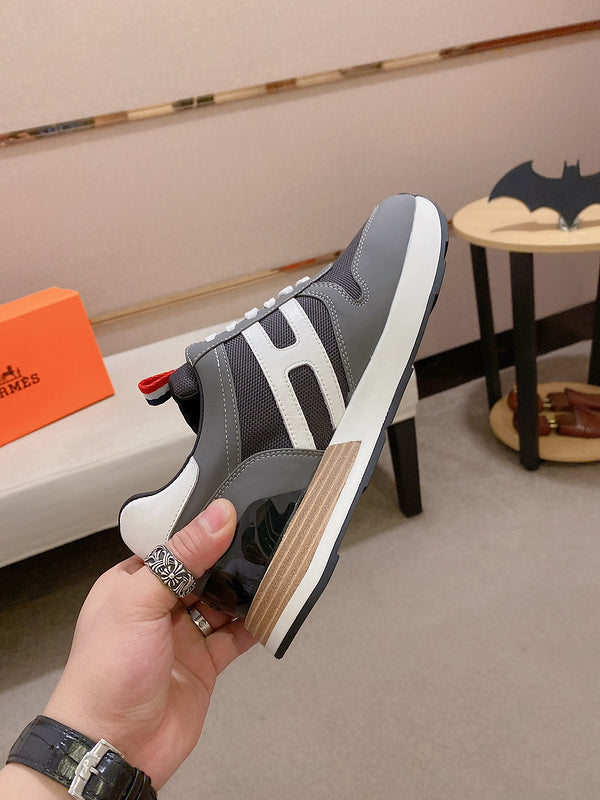 VV - HMS Shoes - 263