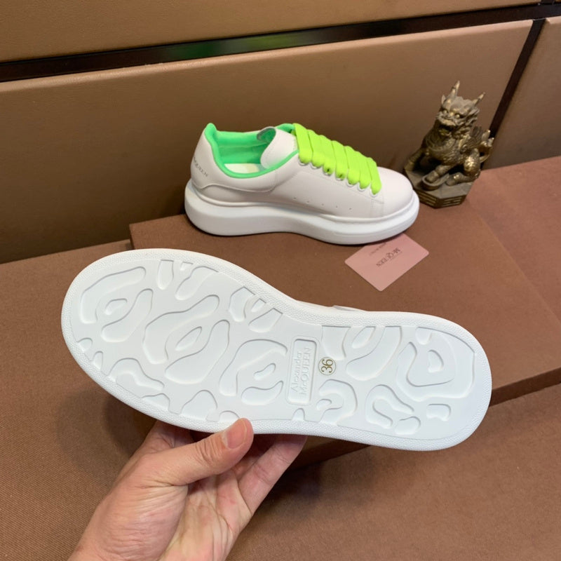 VV - AQ Shoes - 424