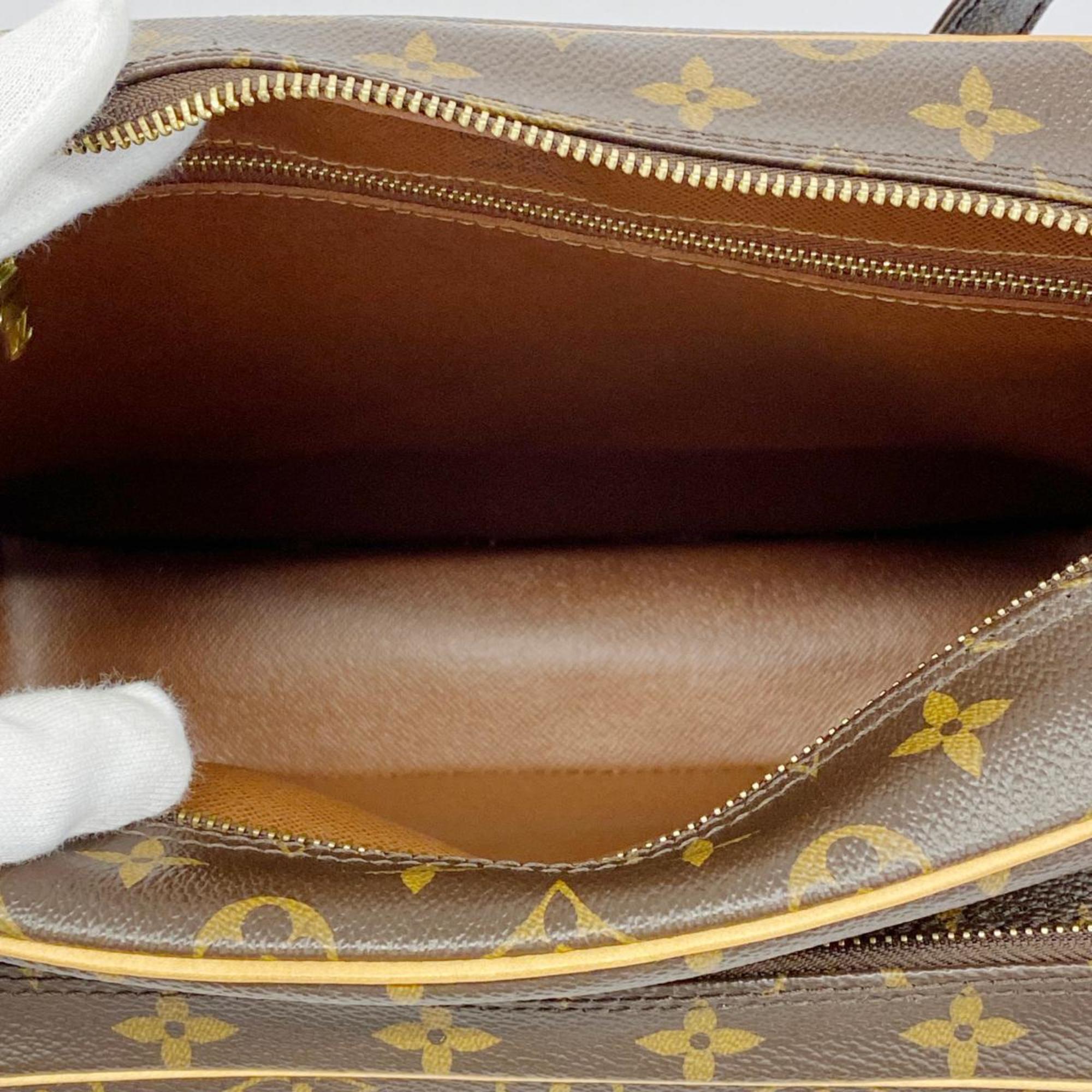 Louis Vuitton Nile Canvas Shoulder Bag ()