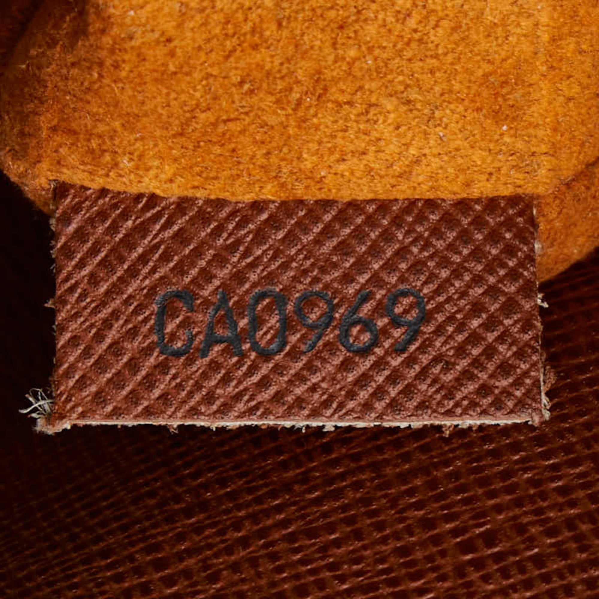 Louis Vuitton Musette Salsa Leather Shoulder Bag ()