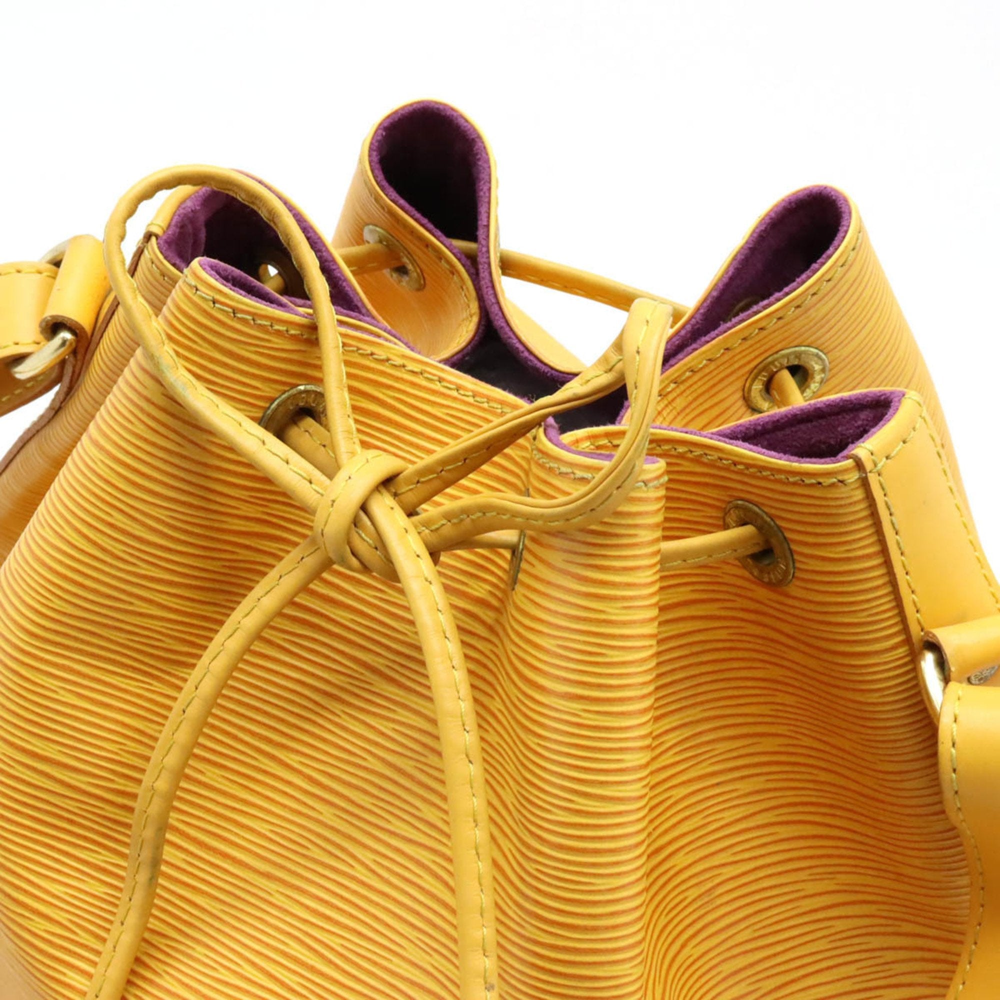 Louis Vuitton Petit Noé Leather Shoulder Bag ()