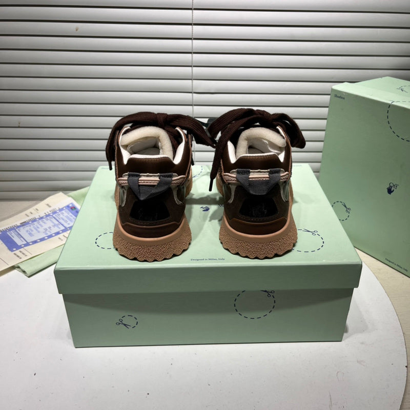 VV - YZ Shoes - 134
