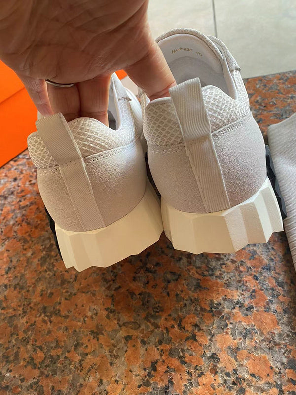 VV - HMS Shoes - 053