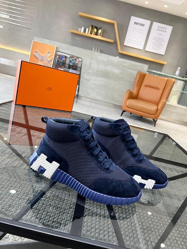 VV - HMS Shoes - 032