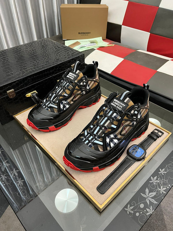 VV - BOR Shoes - 001