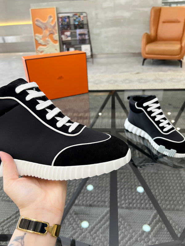 VV - HMS Shoes - 021