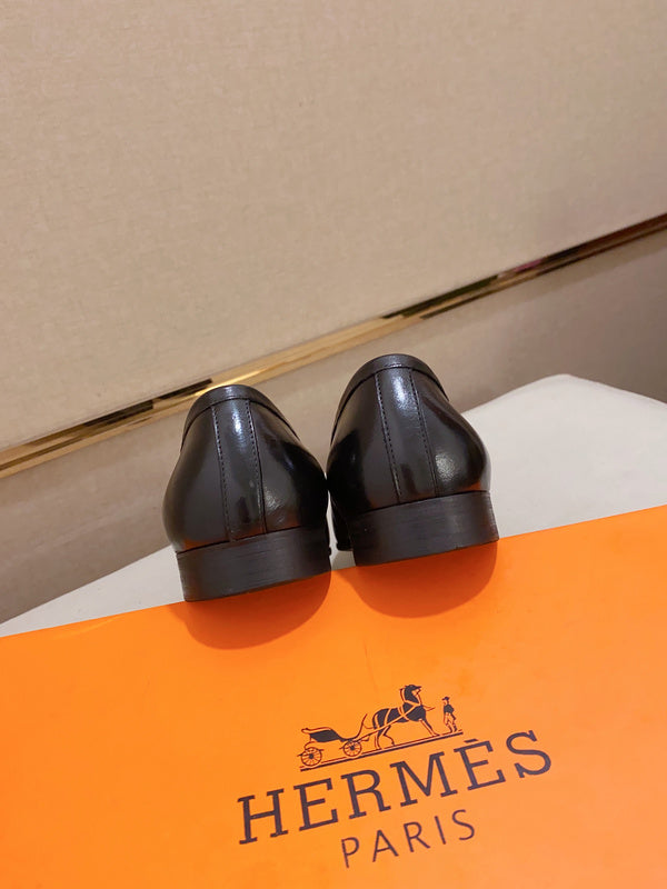 VV - HMS Shoes - 232