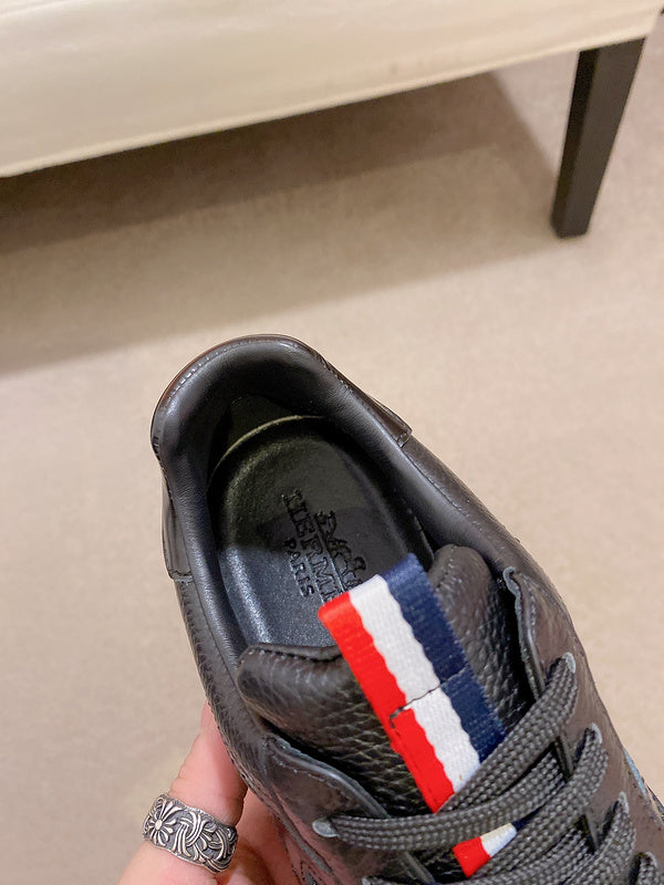 VV - HMS Shoes - 260