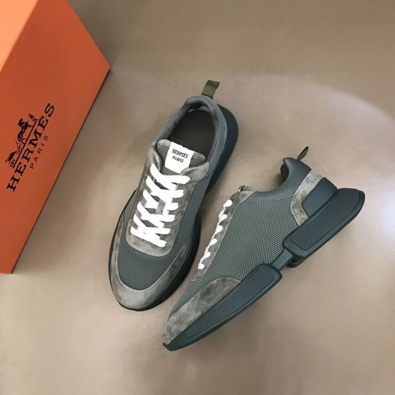 VV - HMS Shoes - 001