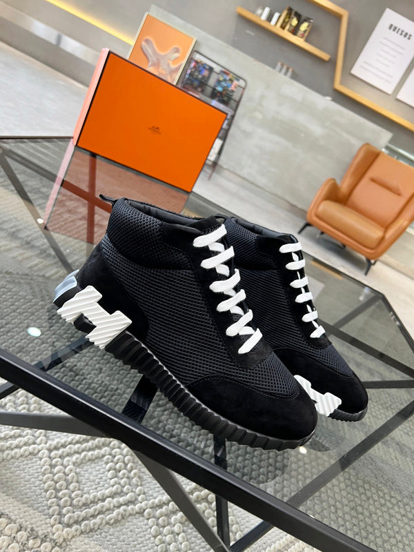 VV - HMS Shoes - 027