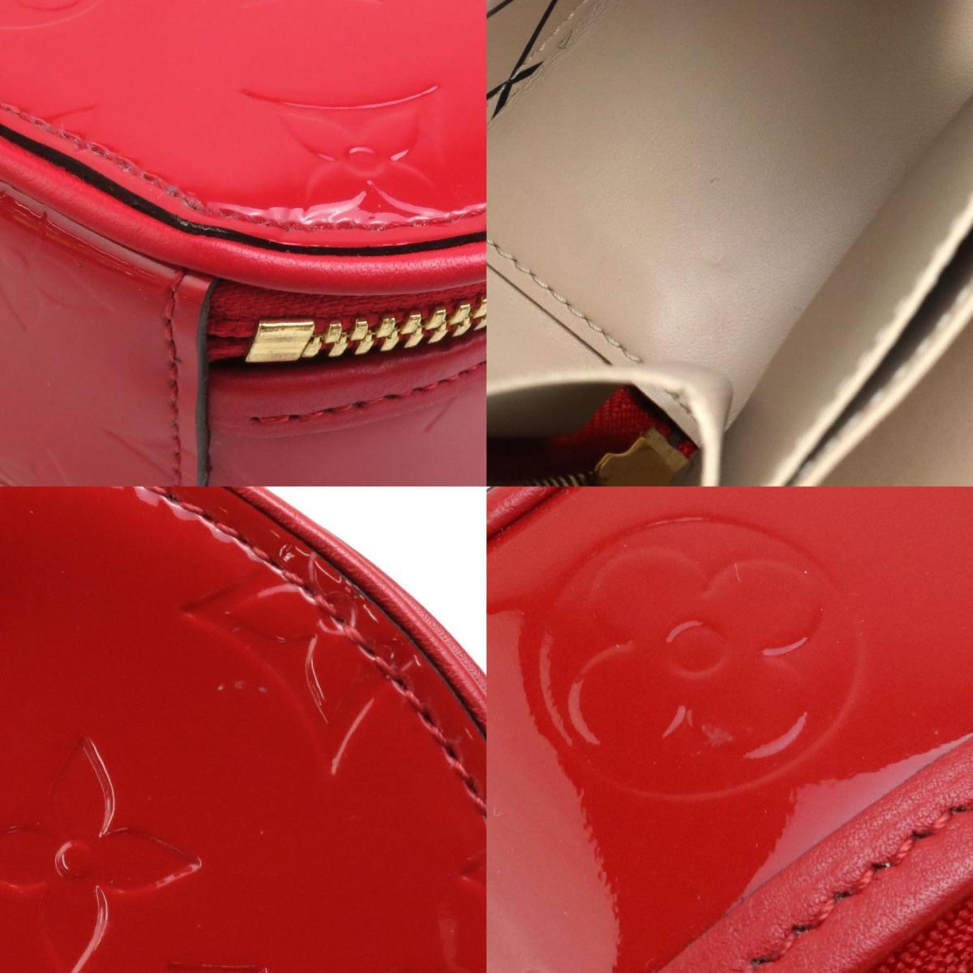 Louis Vuitton Boîte Chapeau Patent Leather Shoulder Bag ()