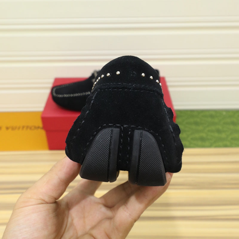 VV - HMS Shoes - 106