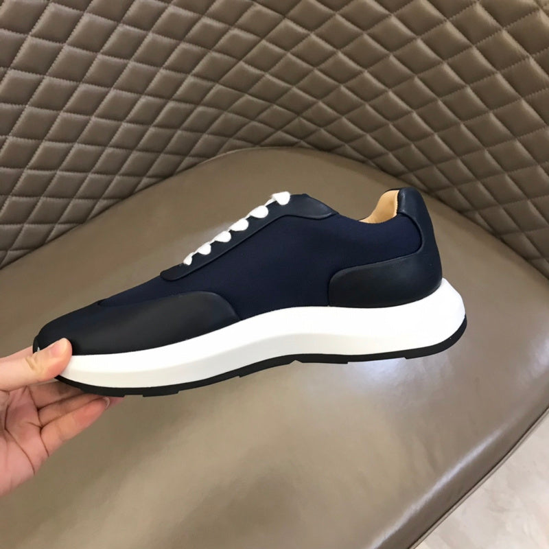 VV - HMS Shoes - 227
