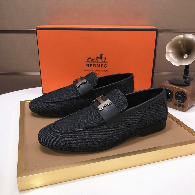 VV - HMS Shoes - 051