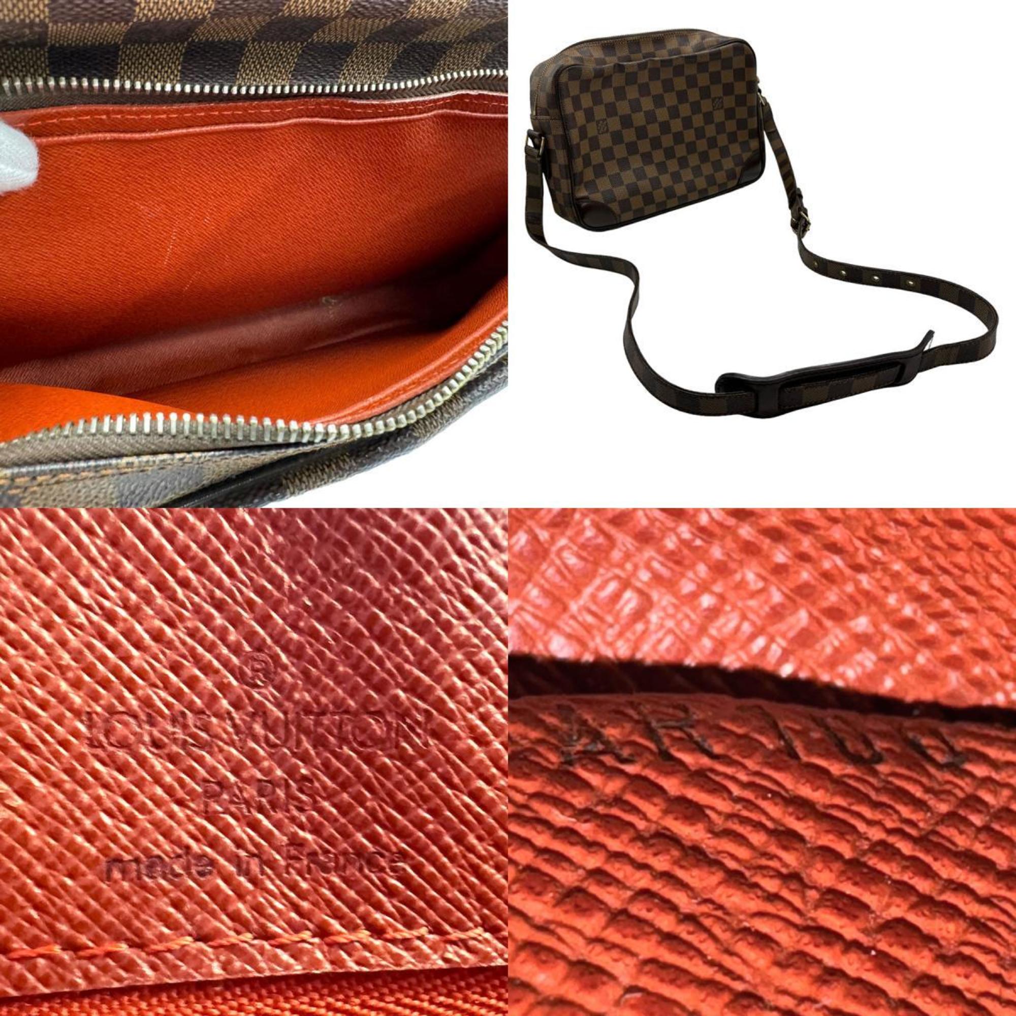 Louis Vuitton Nile Canvas Shoulder Bag ()