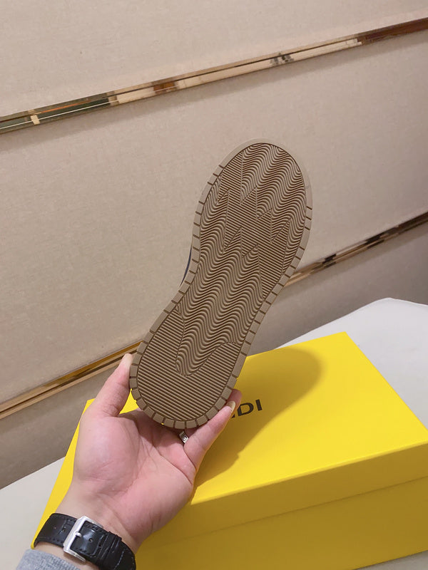 VV - MAME Shoes - 244