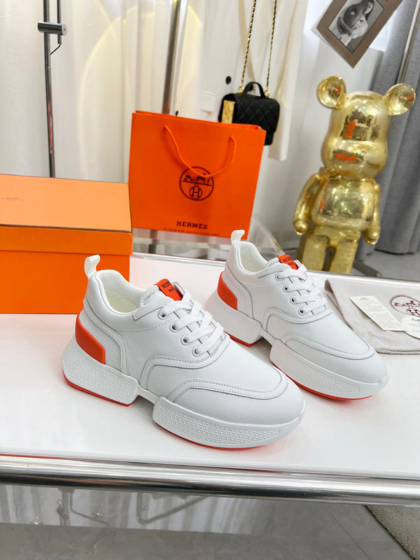 VV - HMS Shoes - 198