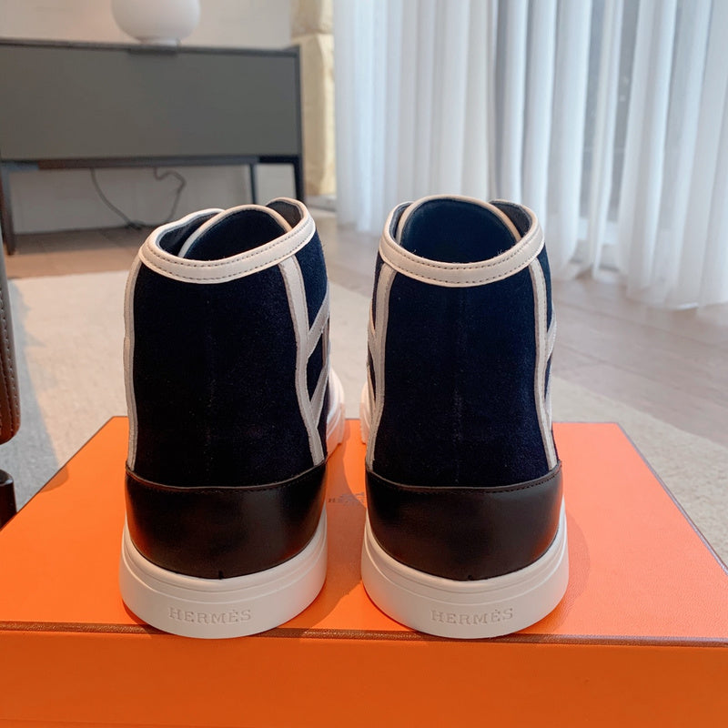 VV - HMS Shoes - 126