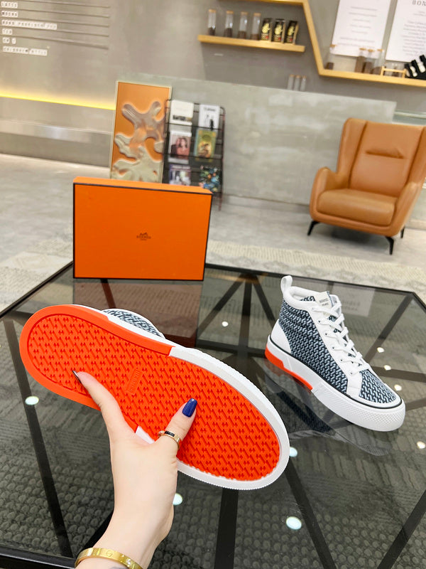 VV - HMS Shoes - 083