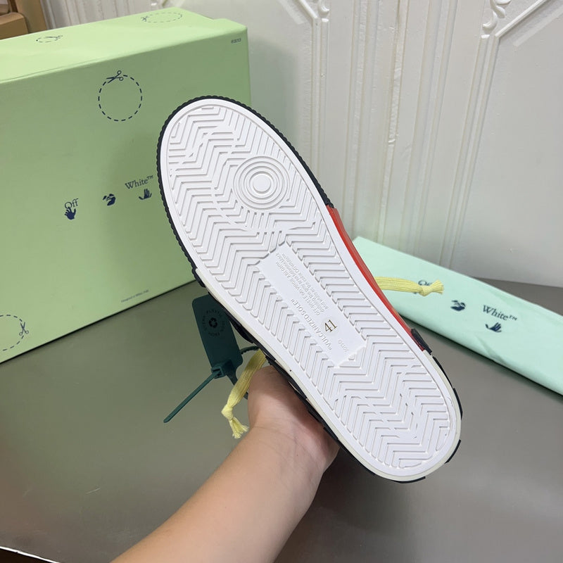 VV - YZ Shoes - 102