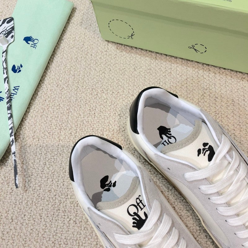 VV - YZ Shoes - 126