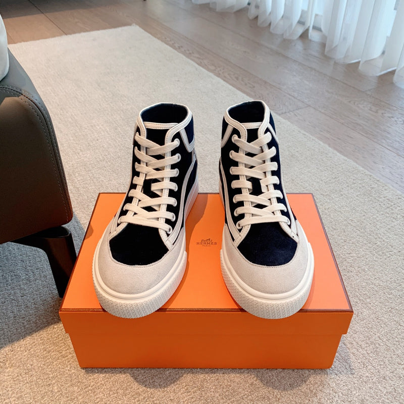 VV - HMS Shoes - 126