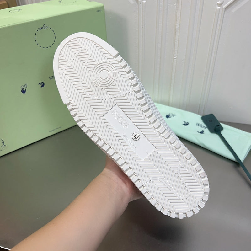 VV - YZ Shoes - 113