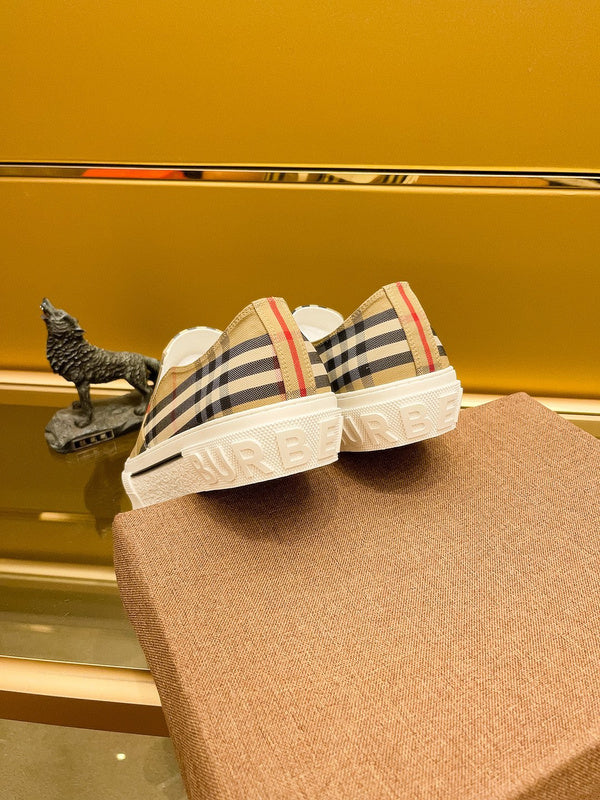 VV - BOR Shoes - 220
