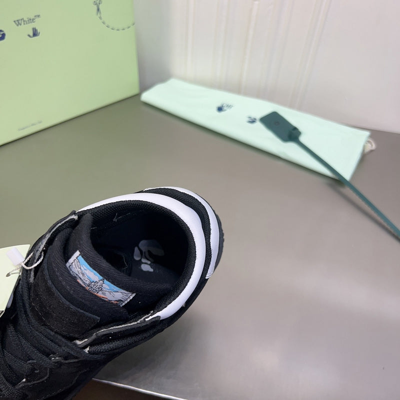 VV - YZ Shoes - 104