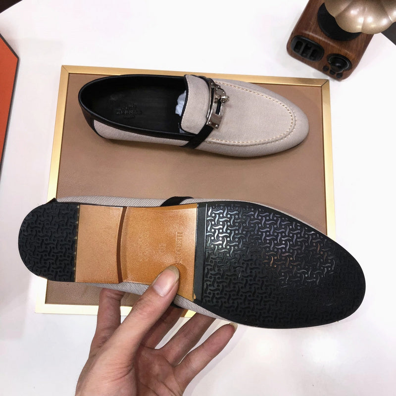 VV - HMS Shoes - 044