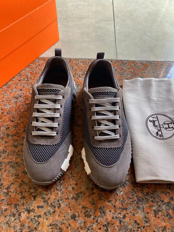 VV - HMS Shoes - 057