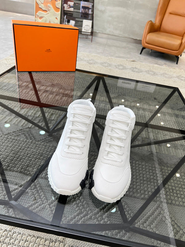 VV - HMS Shoes - 019