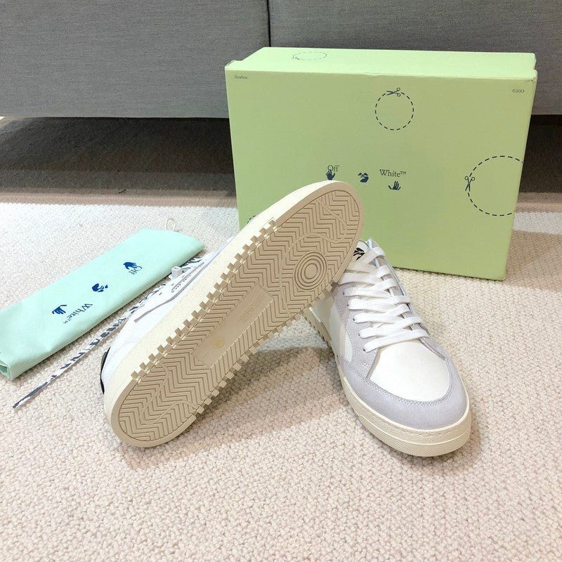 VV - YZ Shoes - 126