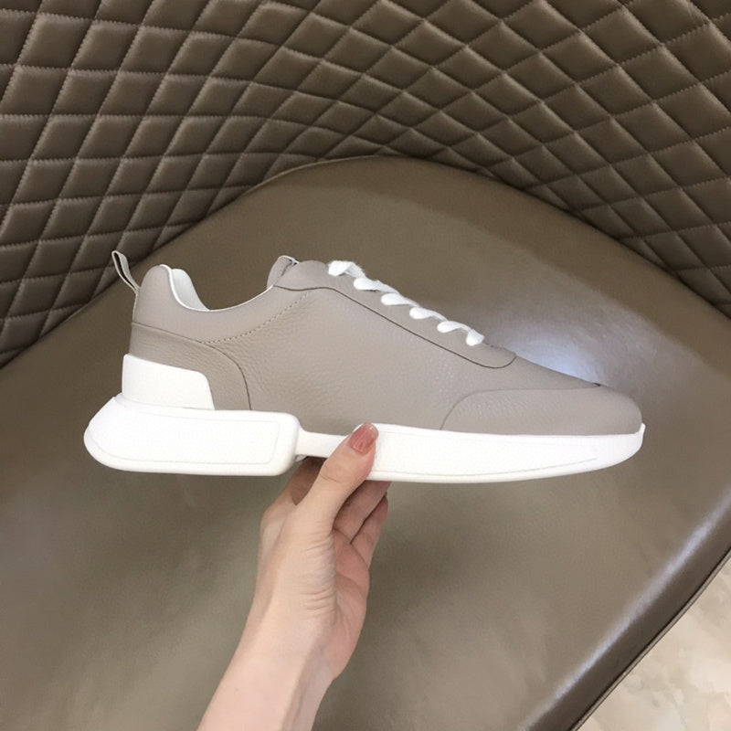 VV - HMS Shoes - 004