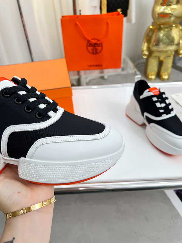 VV - HMS Shoes - 189